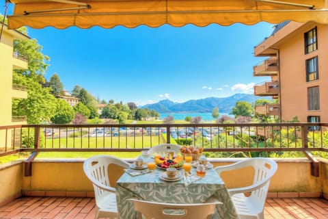 Standard Apartment, Multiple Bedrooms, Lakeside (Appartamento Lake View Laveno) | Outdoor dining