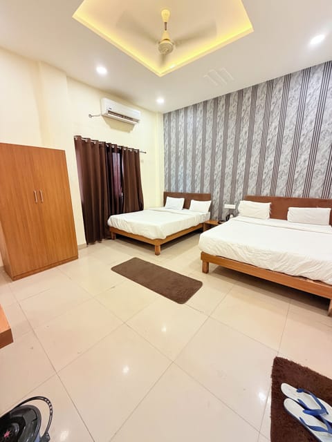 Comfort Room, Balcony | WiFi (free)