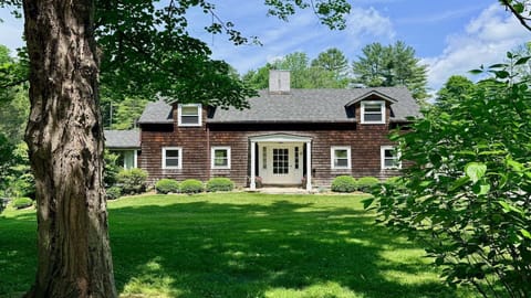 Rose Cottage In Egremont: Enchanting!