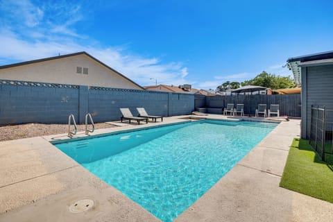 Las Vegas Vacation Rental | 3BR | 2BA | 1,588 Sq Ft