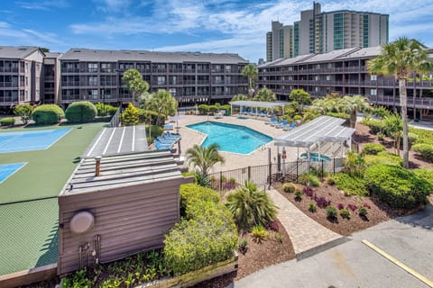 North Myrtle Beach Vacation Rental | 3BR | 2.5BA | 1,000 Sq Ft | Elevator Access