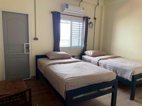 Twin Room, Balcony