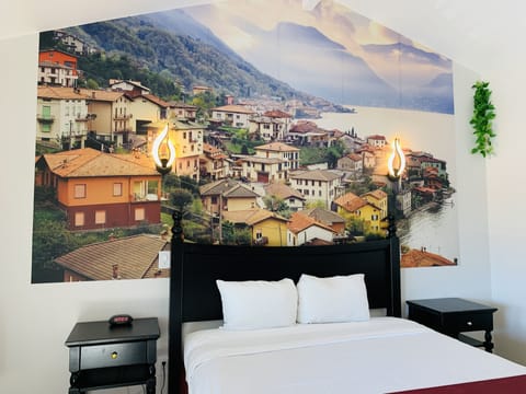 Room, 1 King Bed | Desk, laptop workspace, iron/ironing board, free WiFi