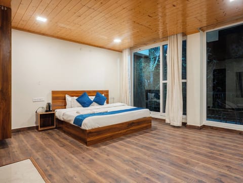 Deluxe Room | Free WiFi