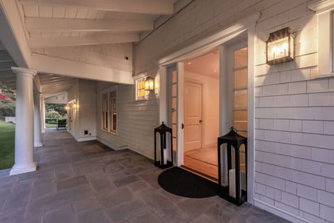 Apartment (5 Bedrooms) | Exterior