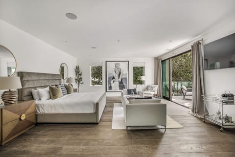 Apartment (5 Bedrooms) | Exterior