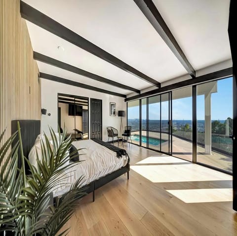Apartment (4 Bedrooms) | Exterior