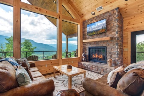 House, Multiple Beds (Southern Stars) | Living area