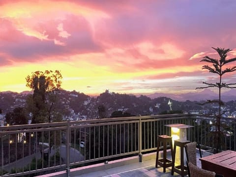 Deluxe Double Room, Balcony, Garden View | Outdoor dining