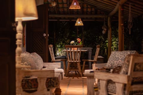 Basic Chalet | Outdoor dining