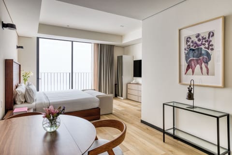 Single Room, Balcony | In-room safe, WiFi (free), bed sheets