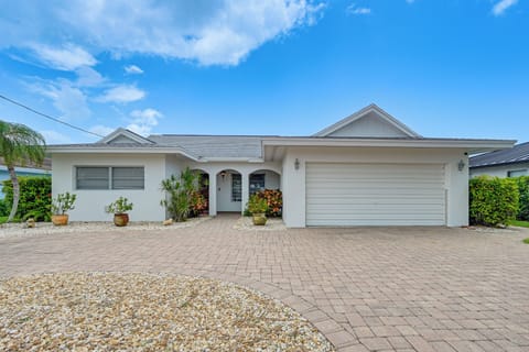 Naples Vacation Rental | 3BR | 2BA | 2,300 Sq Ft