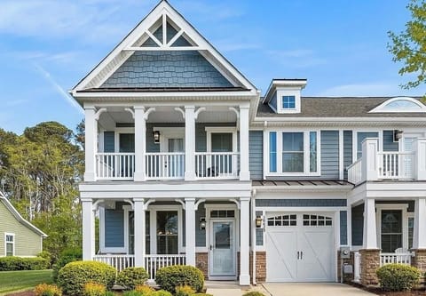 Front of Modern Townhouse