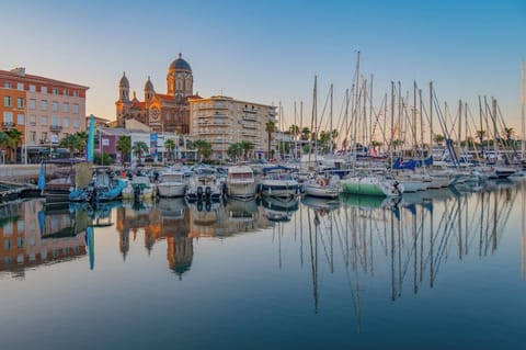 Marina