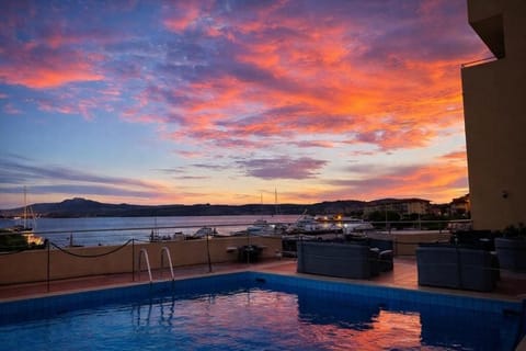 Seasonal outdoor pool