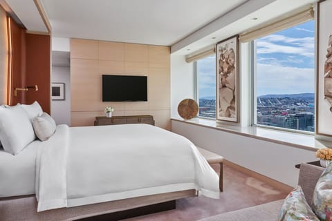Presidential Suite, 1 Bedroom | Frette Italian sheets, premium bedding, down comforters, pillowtop beds