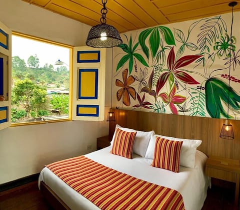 Double Room | Premium bedding, laptop workspace, free WiFi