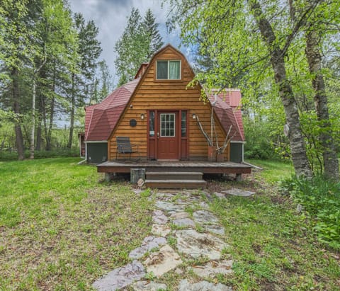 Getaway to Glacier - cozy, quiet, and surrounded by nature