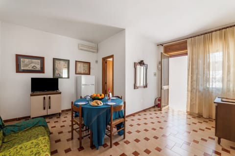Living and dining room