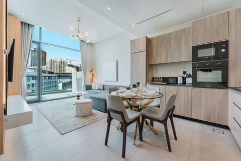 Luxury Penthouse, 2 Bedrooms, Air conditioning, City View | Private kitchen | Full-size fridge, microwave, oven, stovetop