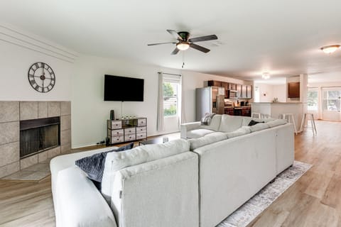 San Antonio Vacation Rental | 5BR | 2.5A | 3,576 Sq Ft | Stairs Required