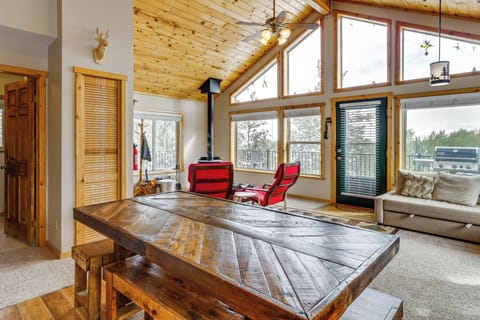 House (2 Bedrooms) | Interior