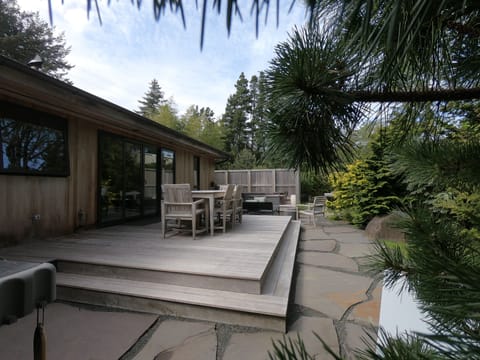 The Modern Ranch | Terrace/patio