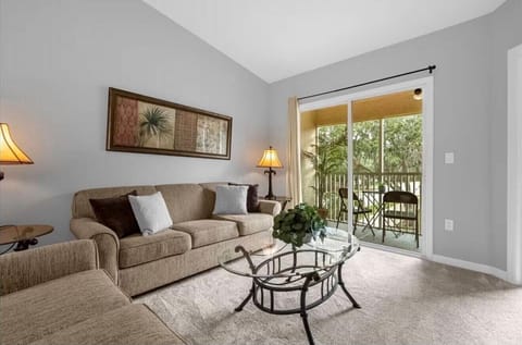 Communal lounge / TV room,Living Room