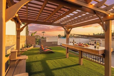 Sunset patio perfect for outdoor dining 🌅🍷