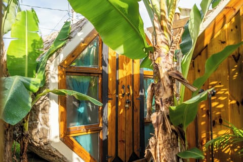 Double Room, 1 Double Bed, Air conditioning | Exterior detail