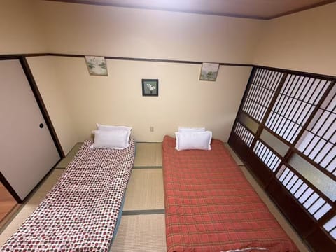 Comfort House | WiFi (free), bed sheets