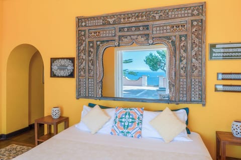 Suite, Sea View | Free cribs/infant beds, free WiFi, bed sheets