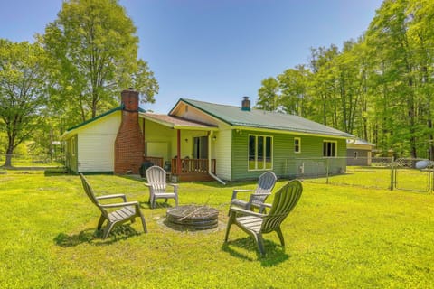 Cassadaga Vacation Rental | 2BR | 1BA | 1,568 Sq Ft