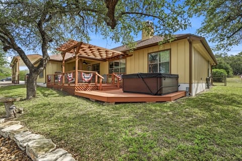 Deck | Hot Tub | Tree-Shaded Setting