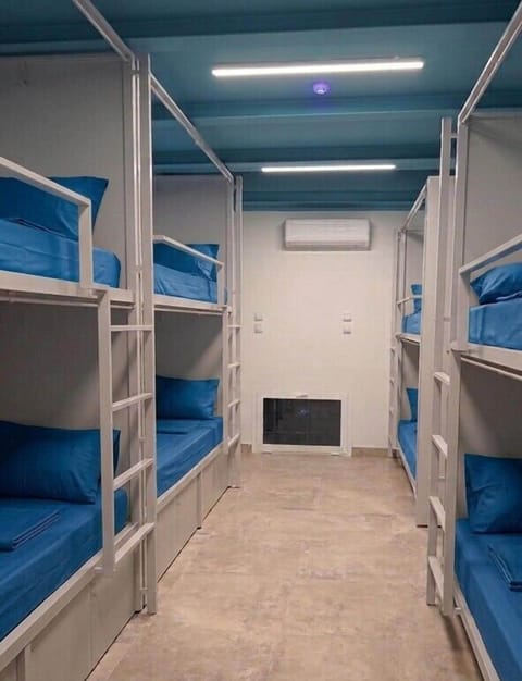 Basic Shared Dormitory, Women only | Blackout drapes, WiFi (free)