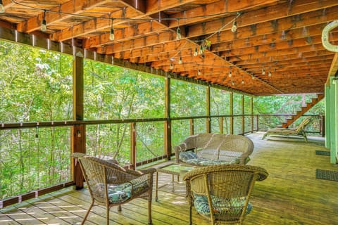 Camp Meeker Vacation Rental | 2BR | 2BA | 1,500 Sq Ft