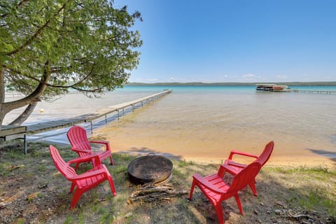 Glen Arbor Vacation Rental | 2BR | 2BA | 2,000 Sq Ft