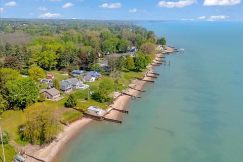 Lakefront lineup stays undefeated