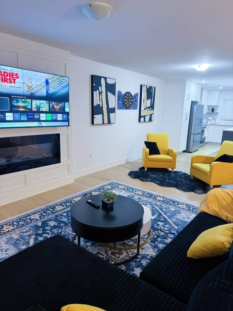 House, 3 Bedrooms, Smoking, Fireplace | Living room