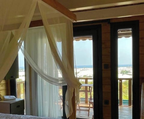 Luxury Villa, Sea View | Free WiFi