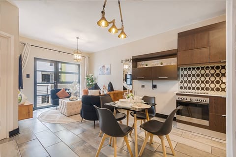 Apartment, 2 Bedrooms, Accessible, Smoking | Interior