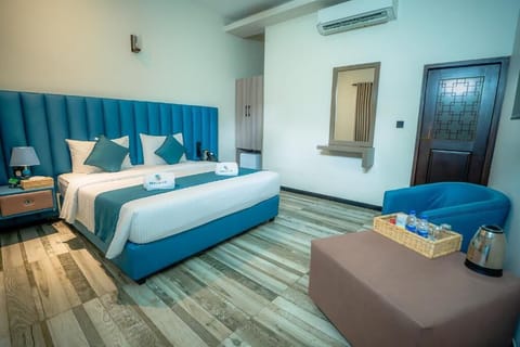 Luxury Double Room, Balcony, Sea View | Laptop workspace, free WiFi