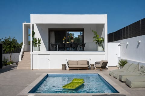 Luxury Villa, Pool View | Terrace/patio