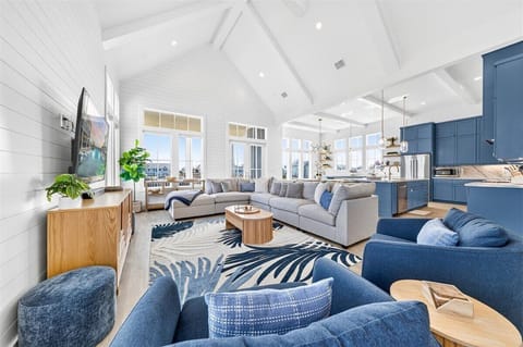 Living Room, 2nd Floor
