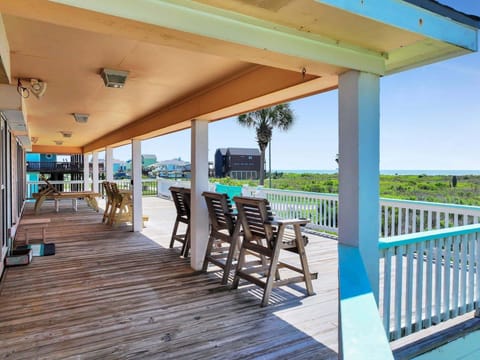 House, 3 Bedrooms | Terrace/patio