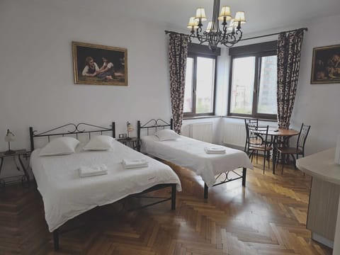 Studio, City View | Free WiFi