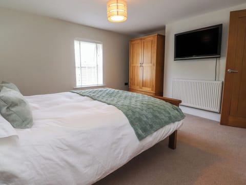 2 bedrooms, WiFi (free), individually decorated, individually furnished