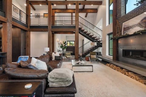| Timberline by Boutiq Luxury Vacation Rentals | Cle Elum, Washington