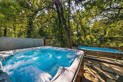 Hot tub area