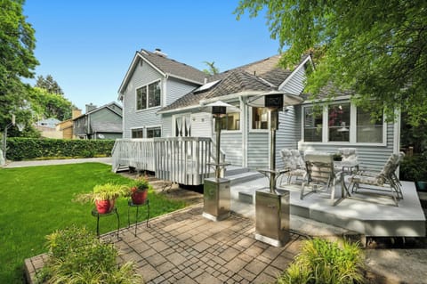 Deck with furniture and heaters